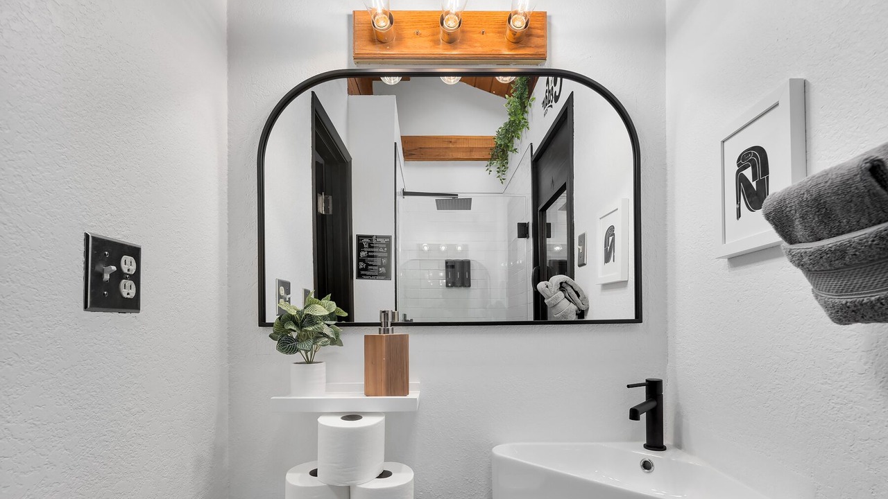 Photo of Bathroom in Baring