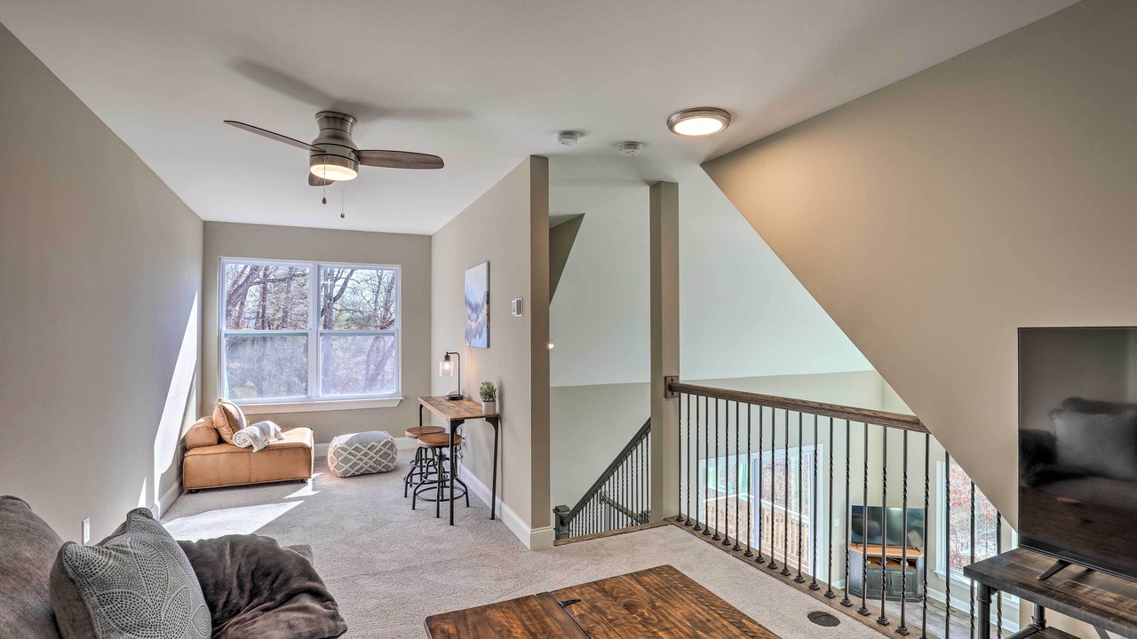 Photo of Livingroom in Woodfin