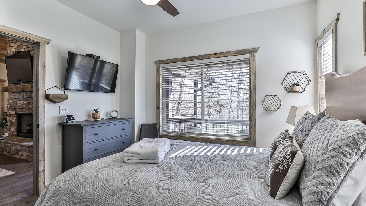 Photo of Bedroom in Eagle Mountain