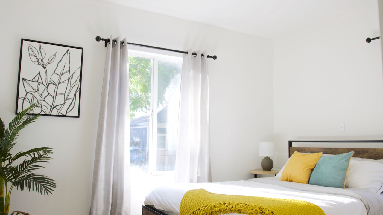 Photo of Bedroom in North Oak Park