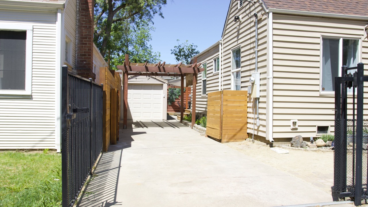 Photo of Outdoor in North Oak Park