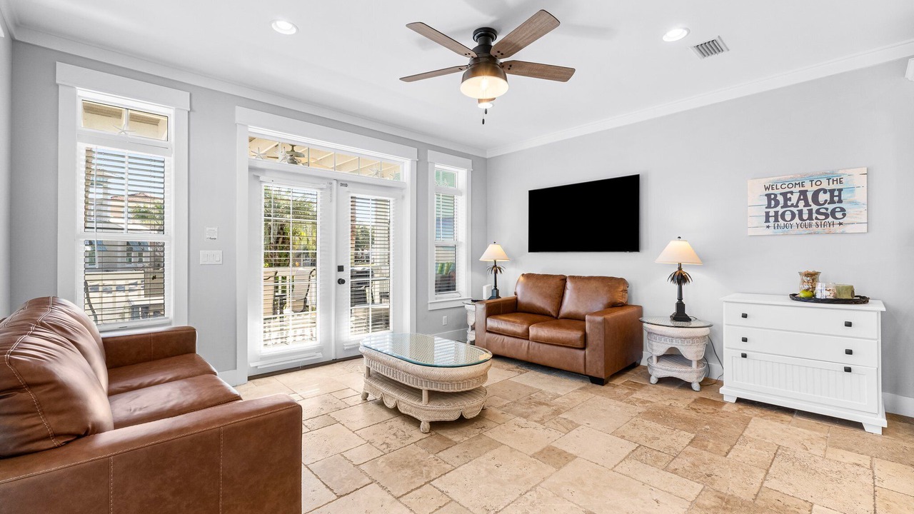 Photo of Livingroom in Emerald Waters Village