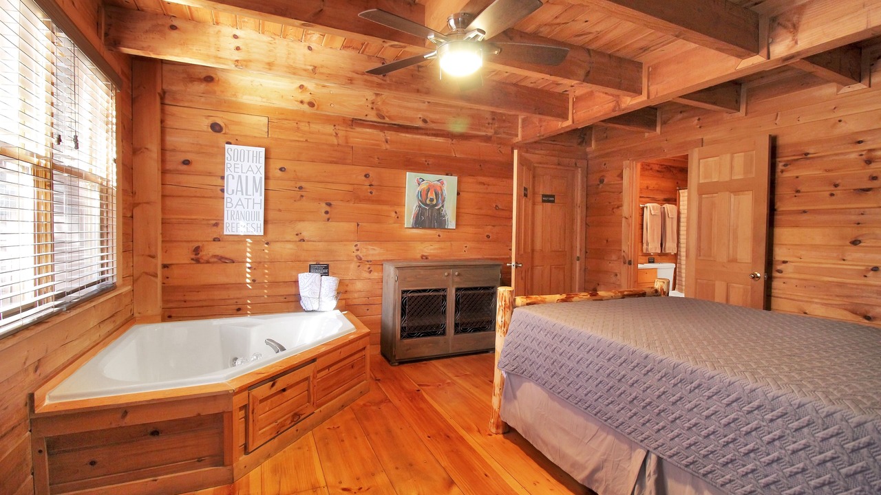 Photo of Bedroom in Pine Mountain Valley