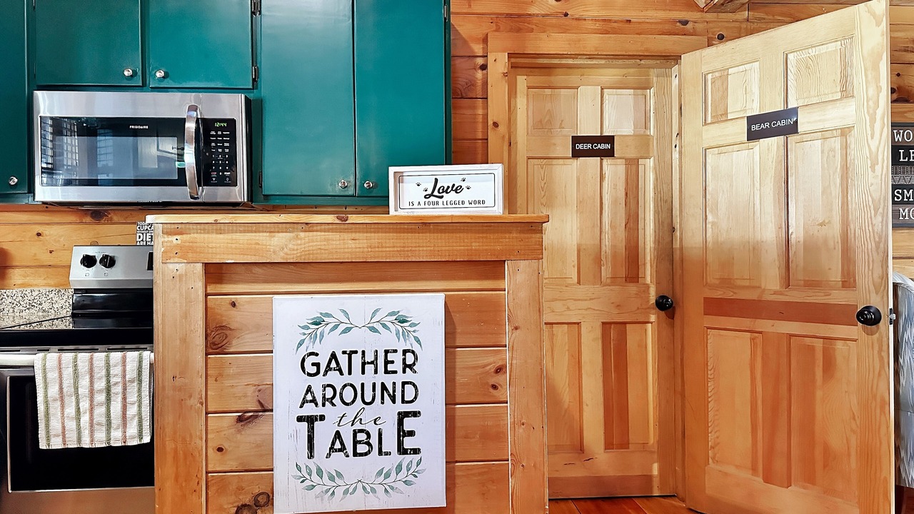 Photo of Kitchen in Pine Mountain Valley
