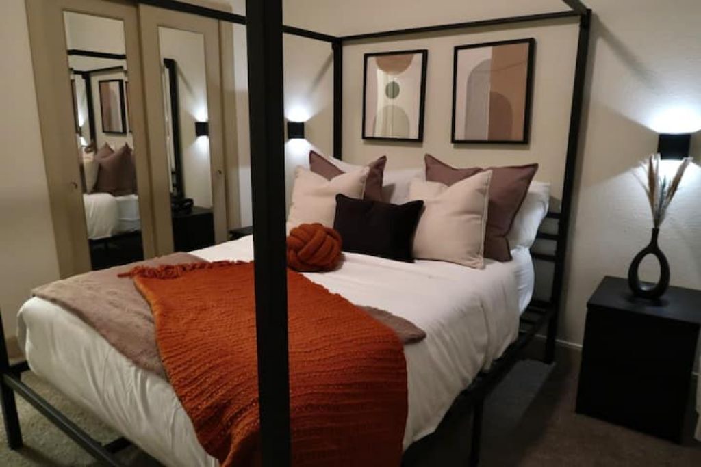 Photo of Bedroom in Astrodome