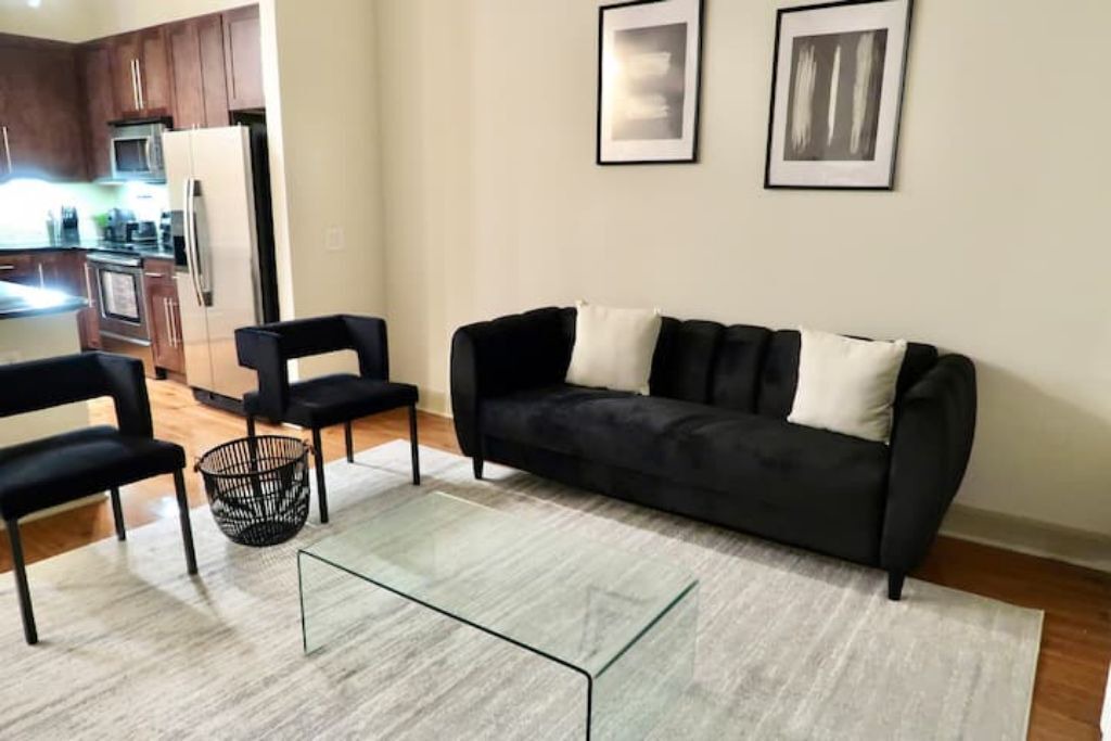 Photo of Livingroom in Astrodome