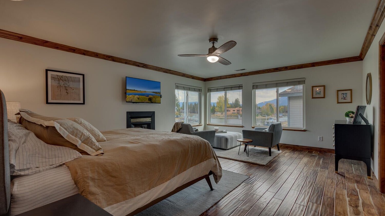 Photo of Bedroom in Tahoe Keys