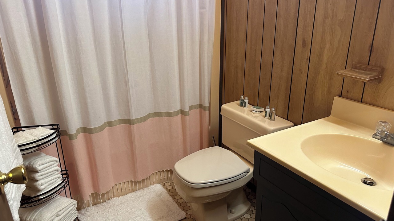 Photo of Bathroom in Wallenpaupauk Lake Estates