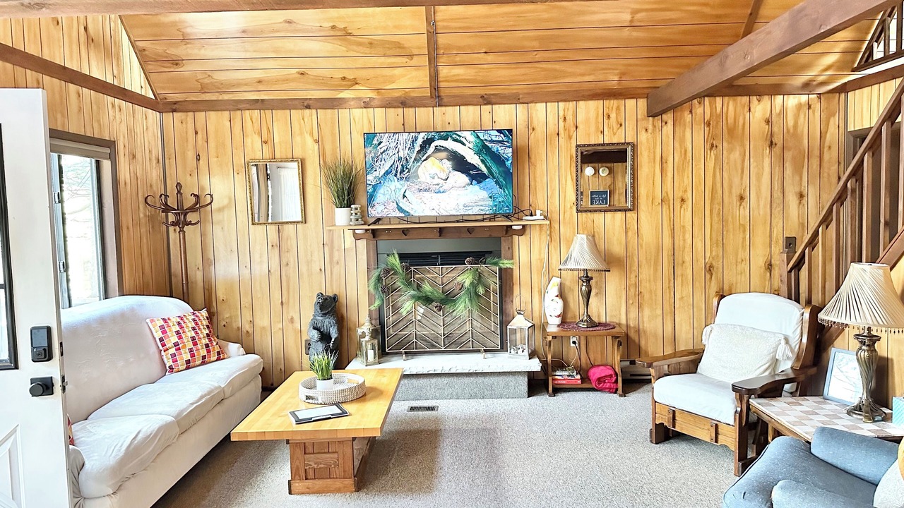 Photo of Bedroom in Wallenpaupauk Lake Estates