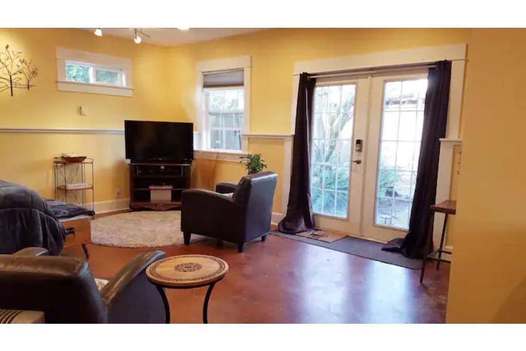 Photo of Livingroom in Sellwood-Moreland