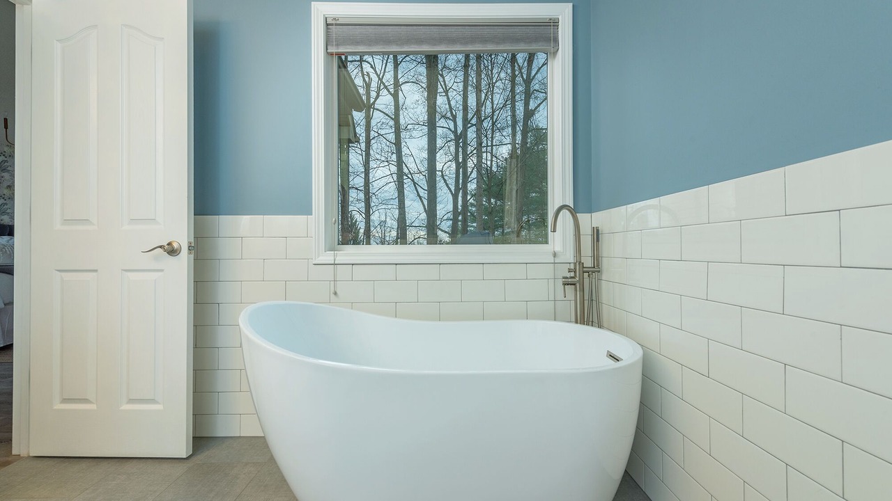 Photo of Bathroom in Royal Pines
