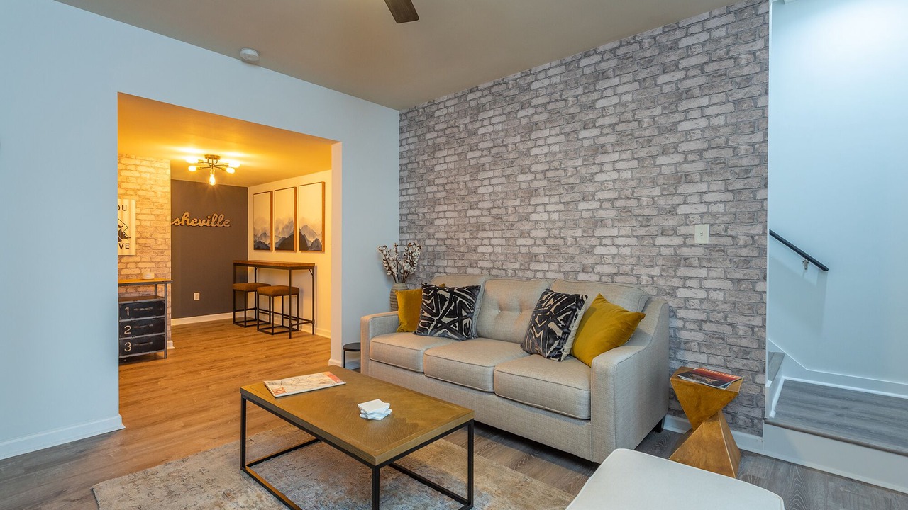 Photo of Livingroom in Royal Pines