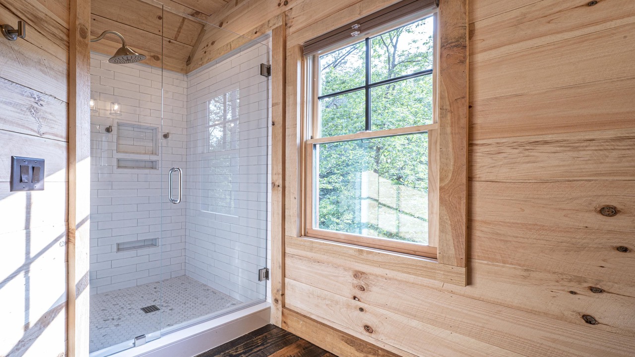 Photo of Bathroom in Ellijay