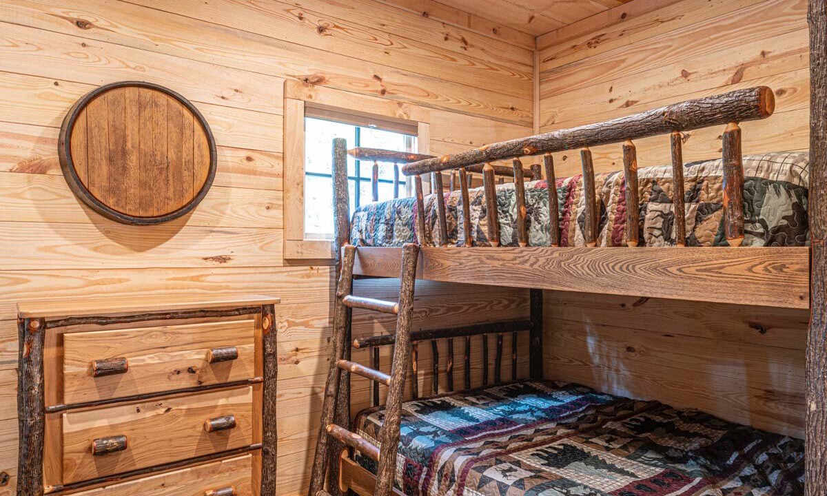 Photo of Bedroom in Ellijay