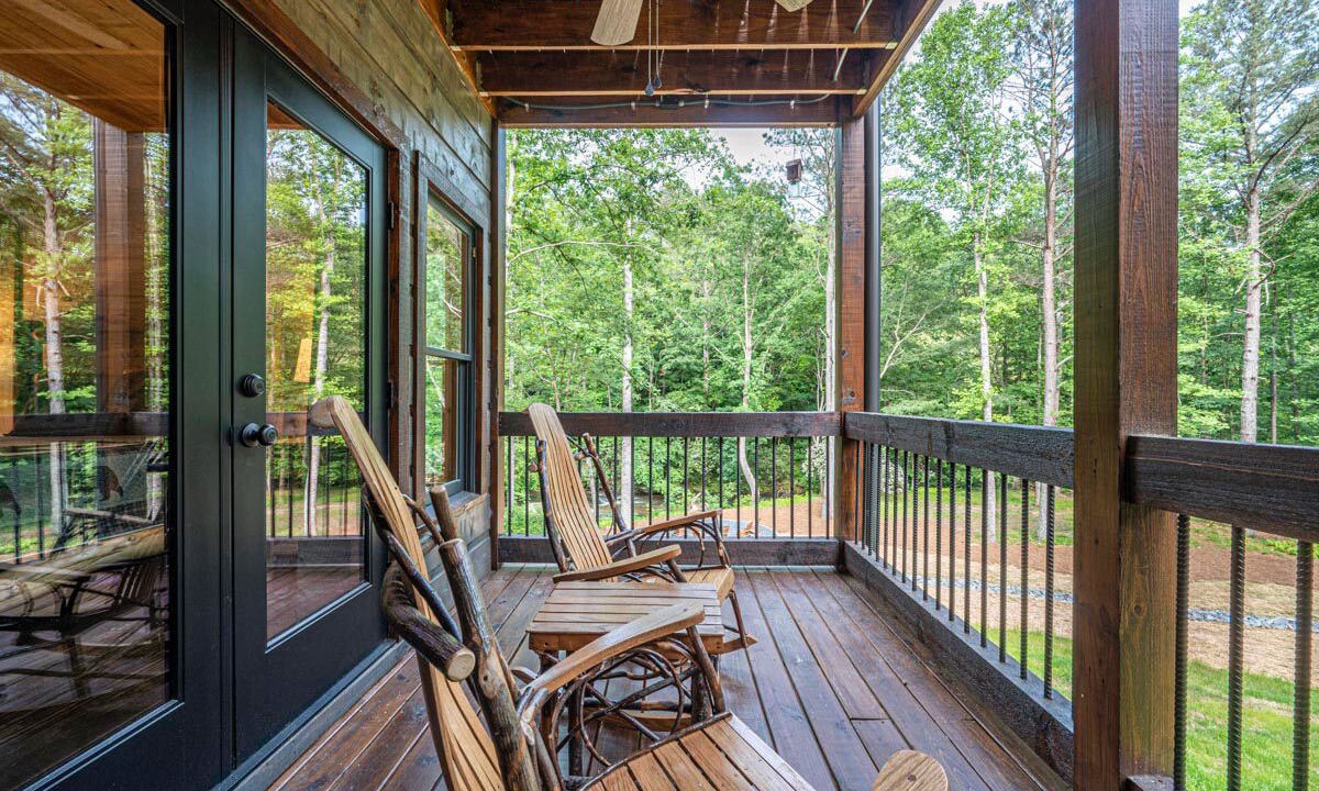 Photo of Patio Balcony in Ellijay