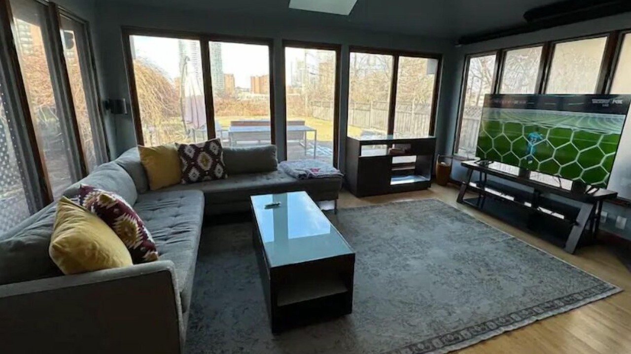 Photo of Livingroom in Downtown Minneapolis