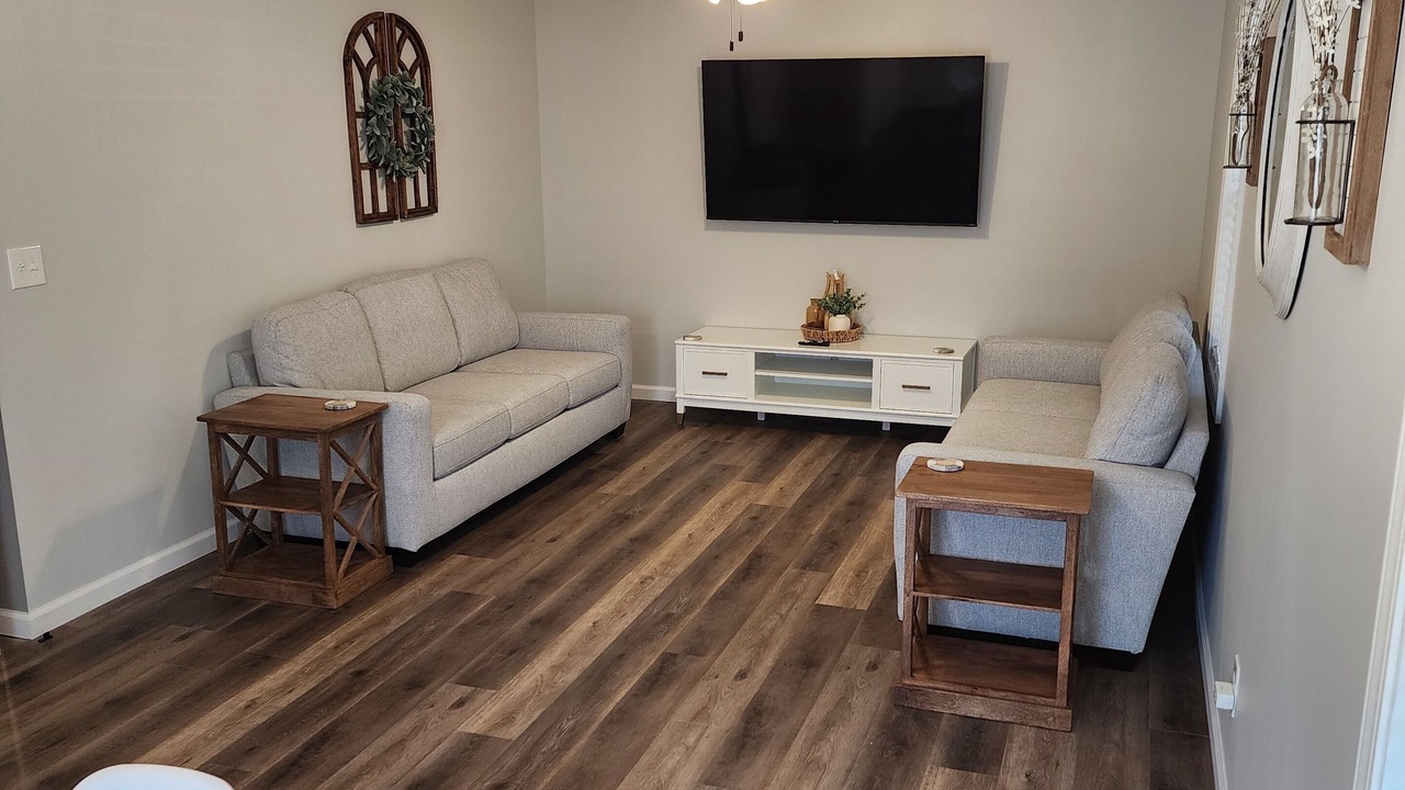Photo of Livingroom in Champaign
