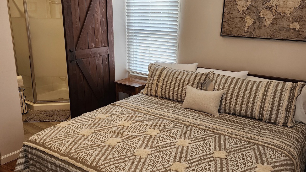 Photo of Bedroom in Champaign