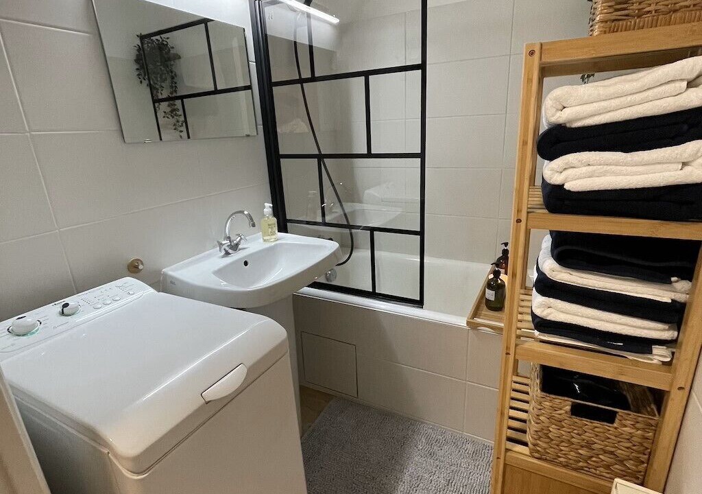 Photo of Bathroom in Montclar