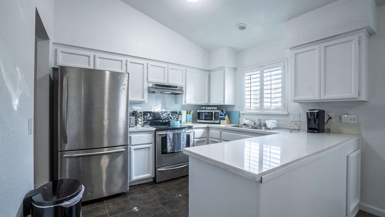 Photo of Kitchen in Southwestern Sacramento