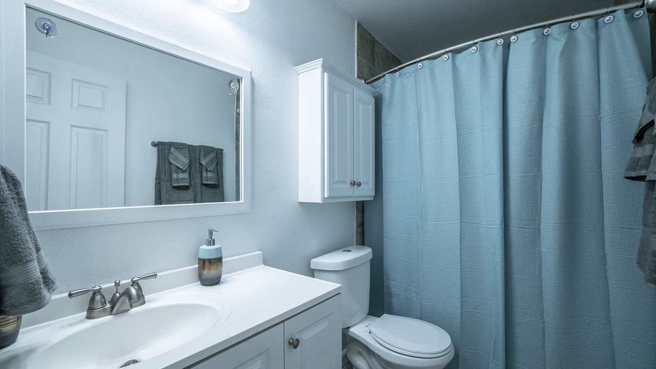 Photo of Bathroom in Southwestern Sacramento