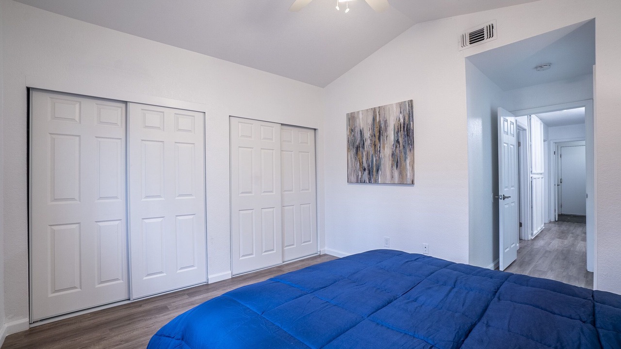 Photo of Bedroom in Southwestern Sacramento