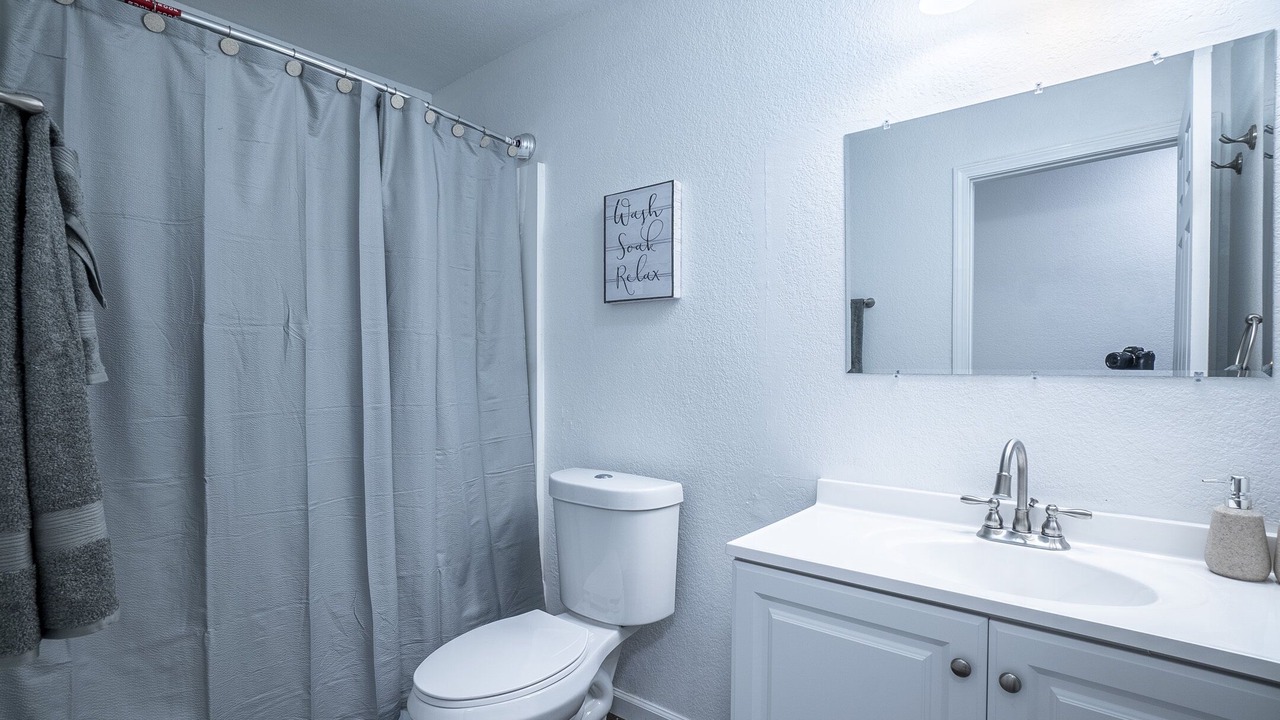 Photo of Bathroom in Southwestern Sacramento