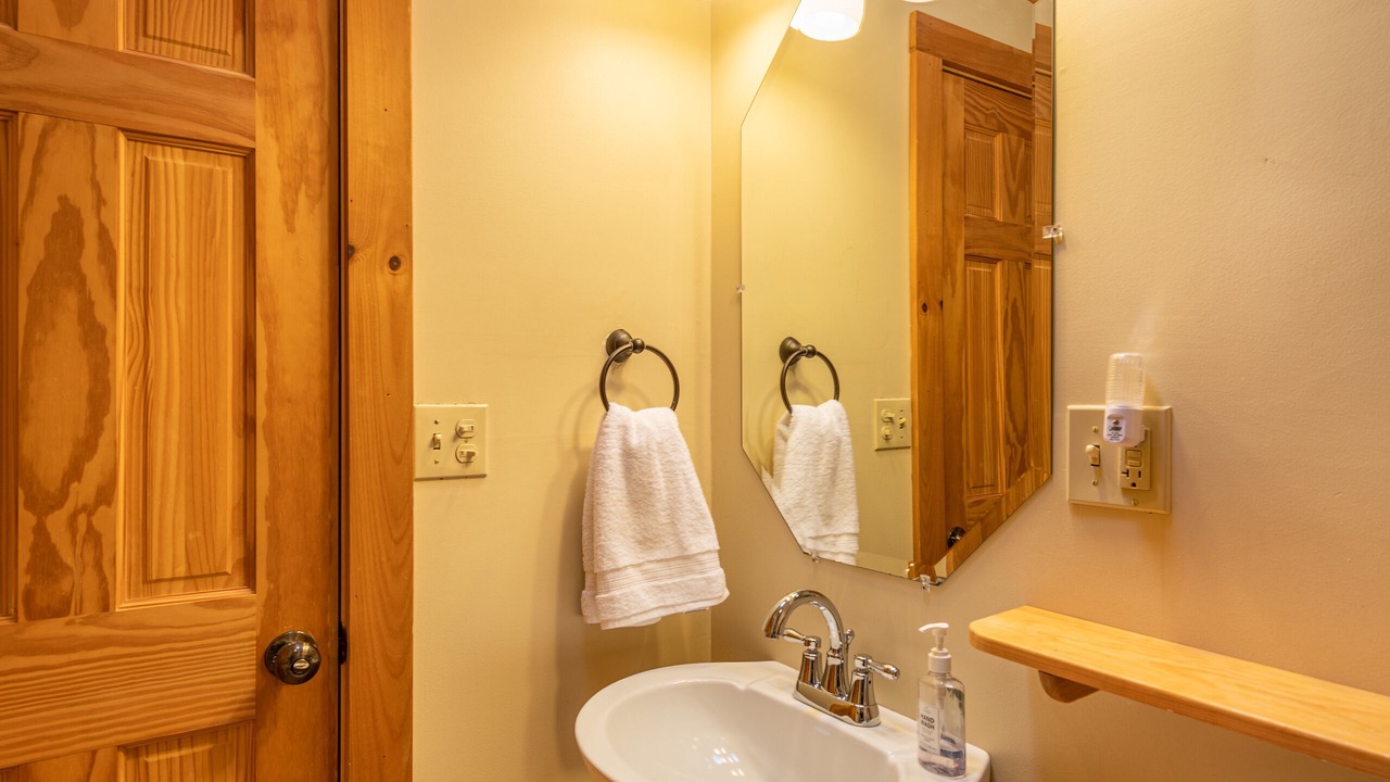 Photo of Bathroom in Reedsville