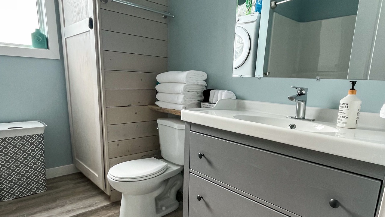 Photo of Bathroom in Maple Creek