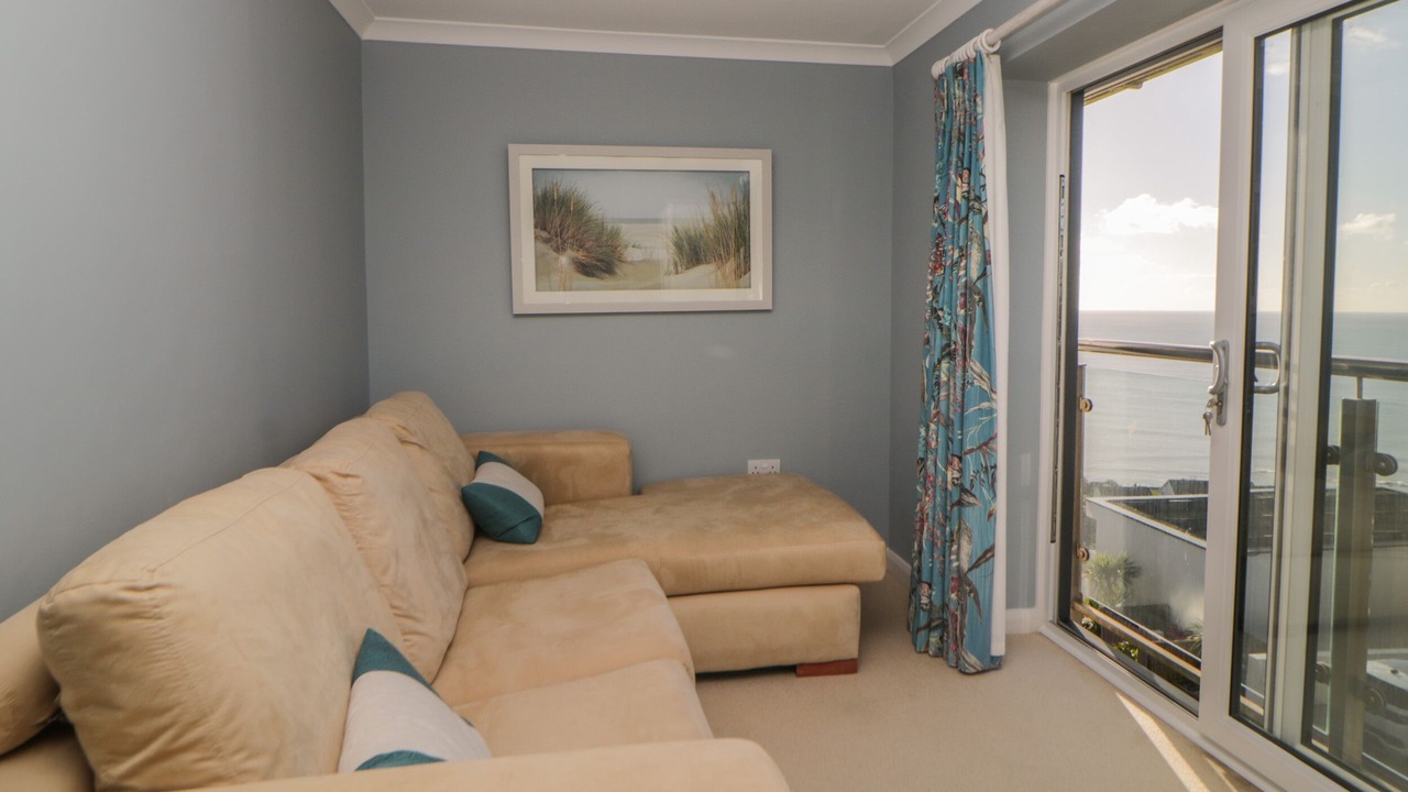 Photo of Livingroom in Downderry