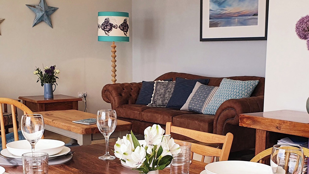 Photo of Livingroom in Downderry