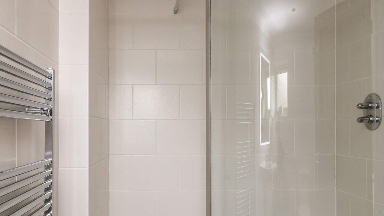 Photo of Bathroom in Downderry