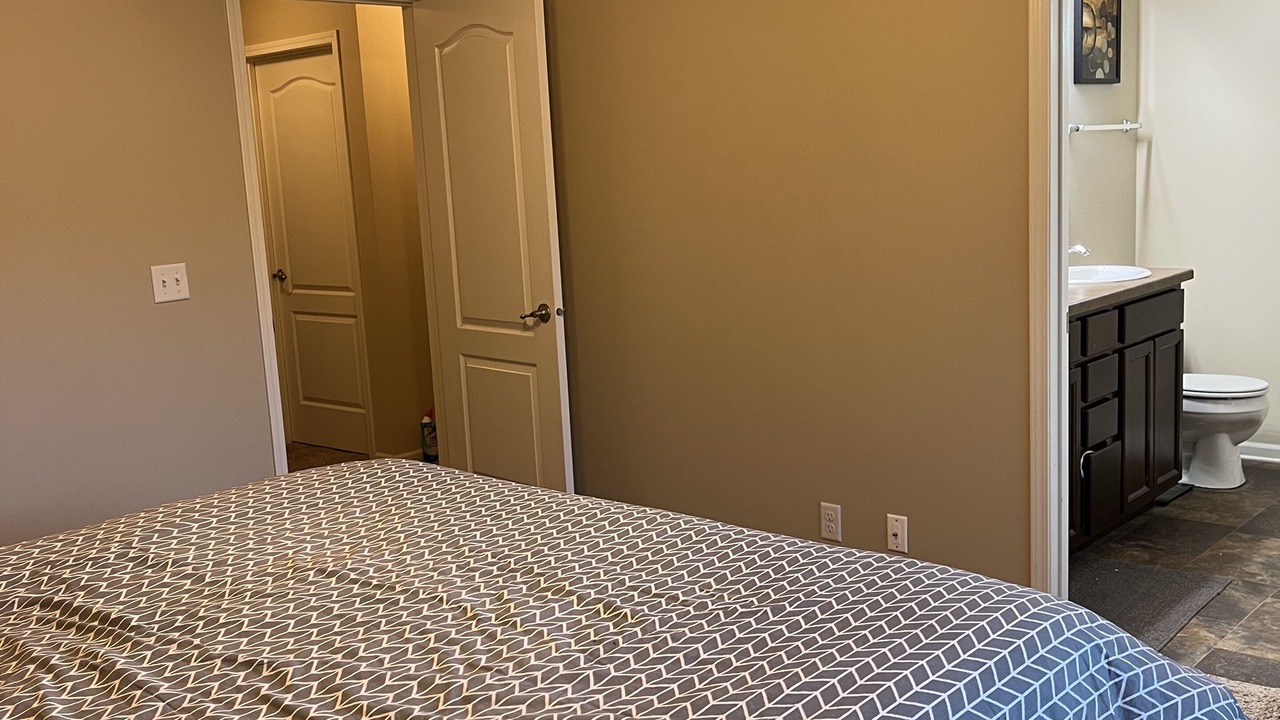 Photo of Bedroom in Elkhorn