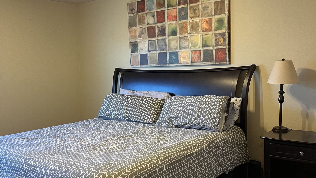 Photo of Bedroom in Elkhorn