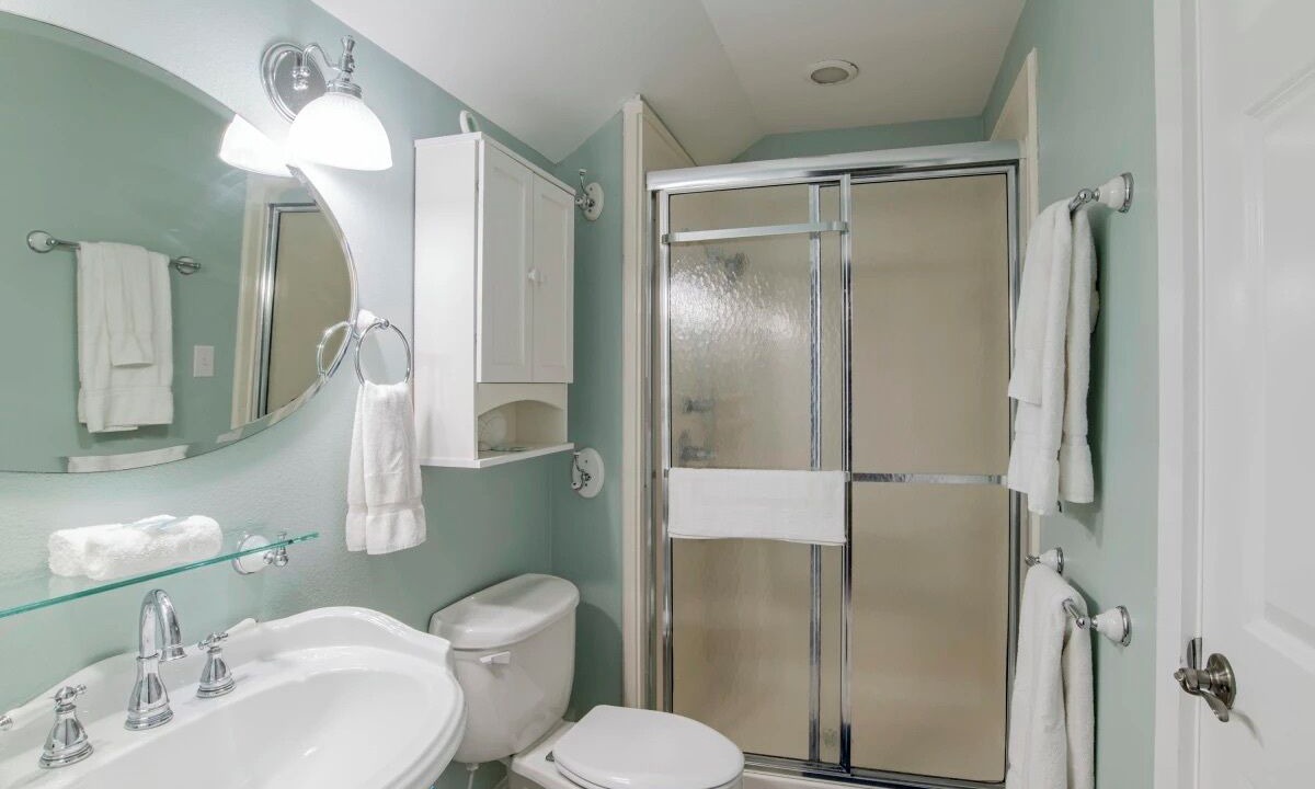 Photo of Bathroom in Southpointe