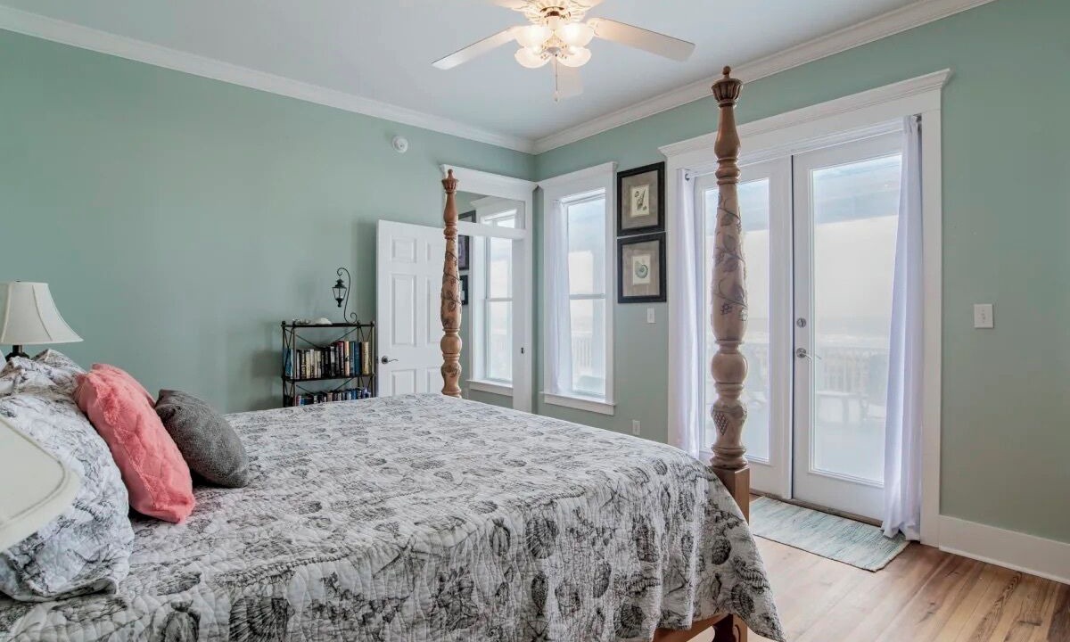 Photo of Bedroom in Southpointe