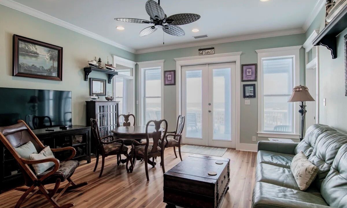 Photo of Livingroom in Southpointe