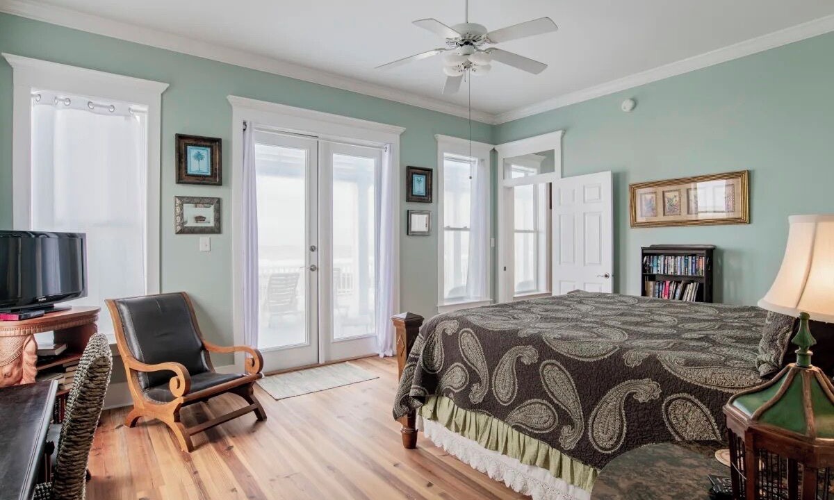 Photo of Bedroom in Southpointe