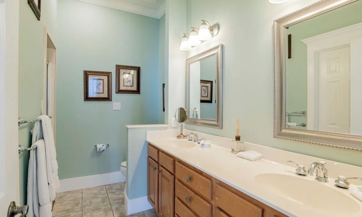 Photo of Bathroom in Southpointe