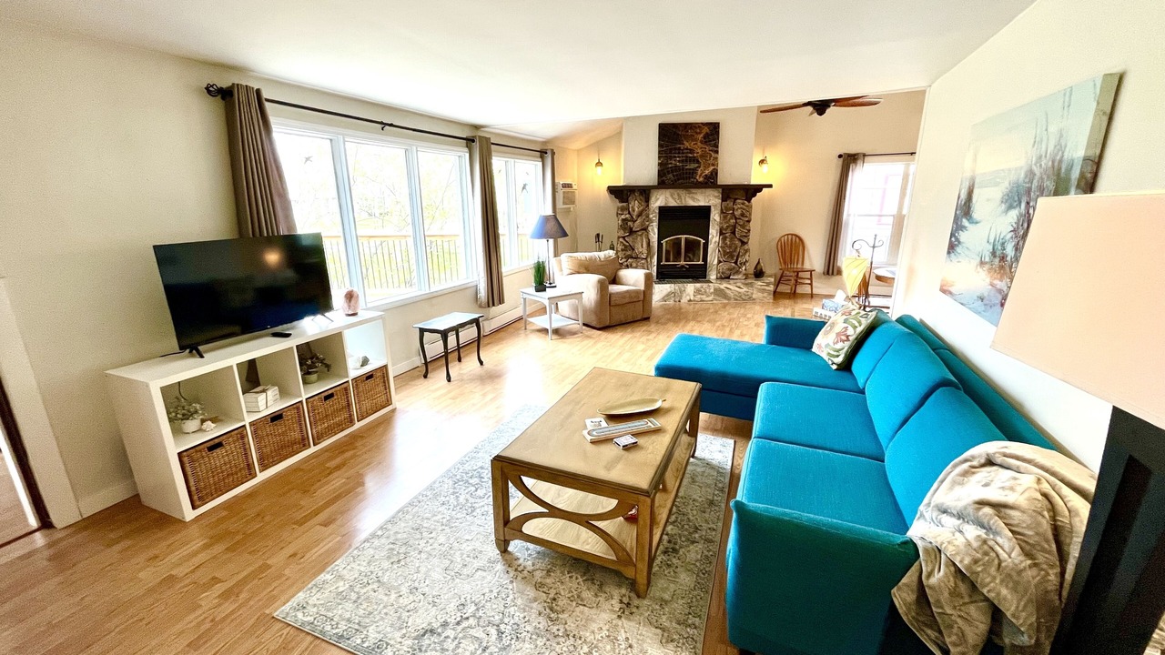 Photo of Livingroom in Winnipeg Beach