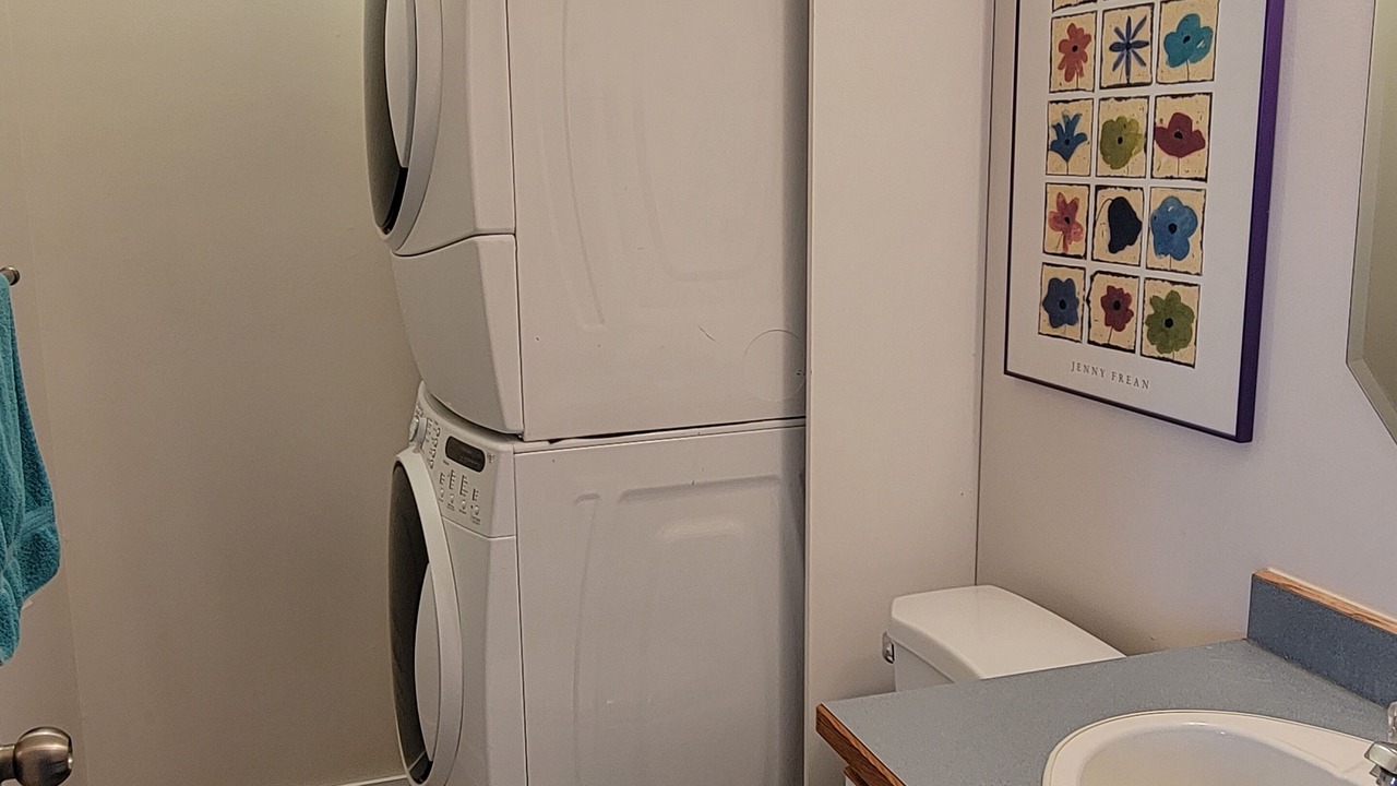 Photo of Bathroom in Sylvan Lake
