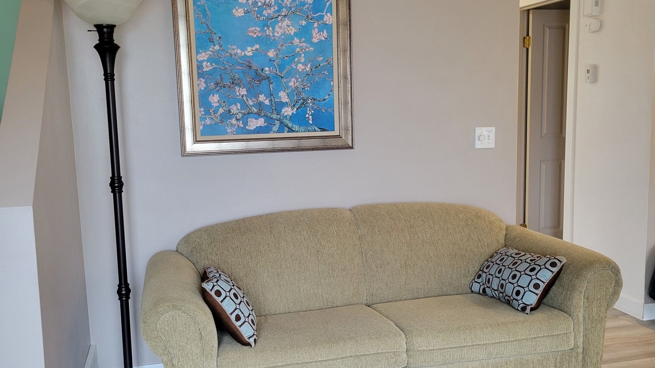 Photo of Livingroom in Sylvan Lake
