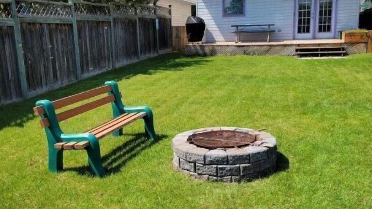 Photo of Patio Balcony in Sylvan Lake
