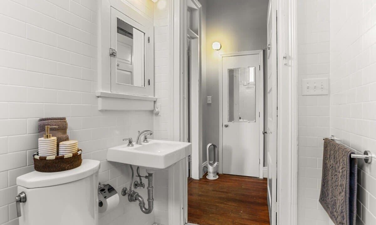 Photo of Bathroom in Esplanade Ridge