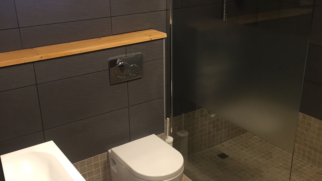 Photo of Bathroom in Leysin