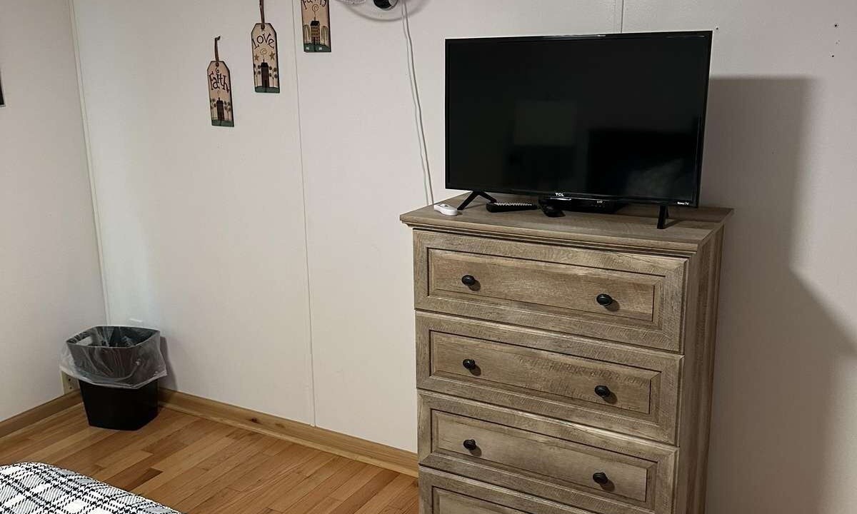 Photo of Bedroom in Henlawson