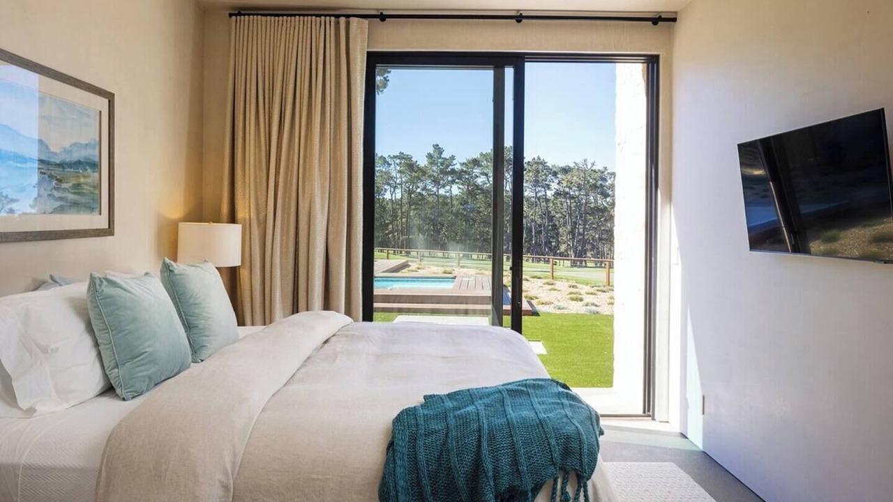 Photo of Bedroom in Del Monte Forest