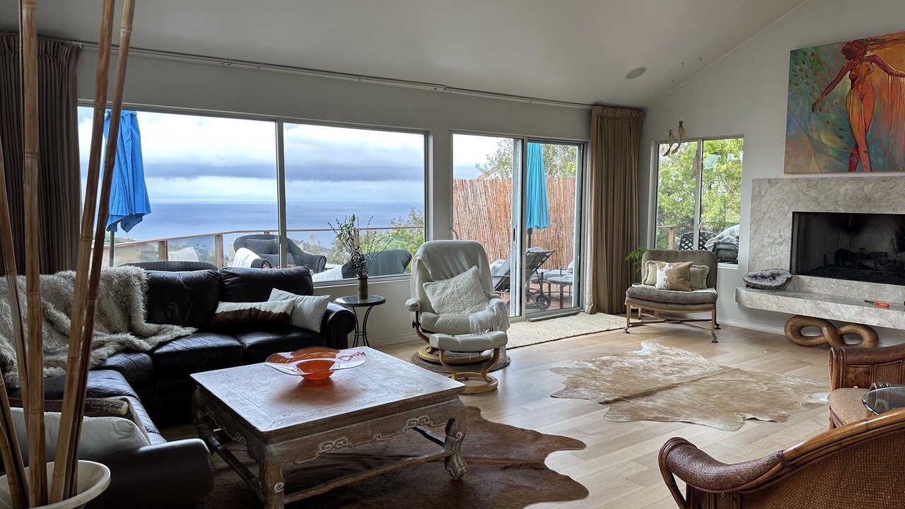 Photo of Livingroom in Mystic Hills