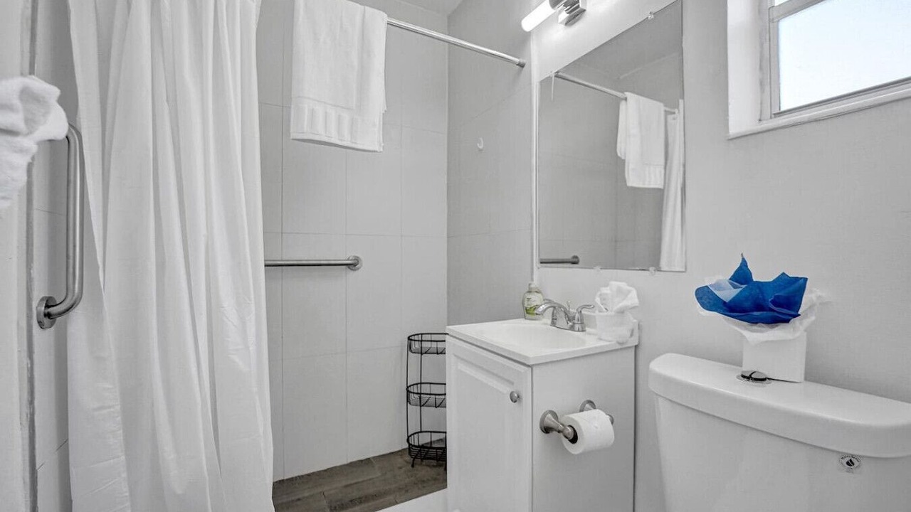 Photo of Bathroom in North Beach