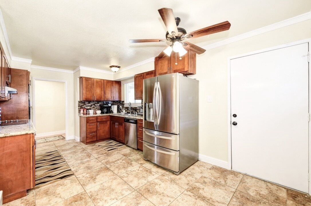 Photo of Kitchen in Southwestern Sacramento